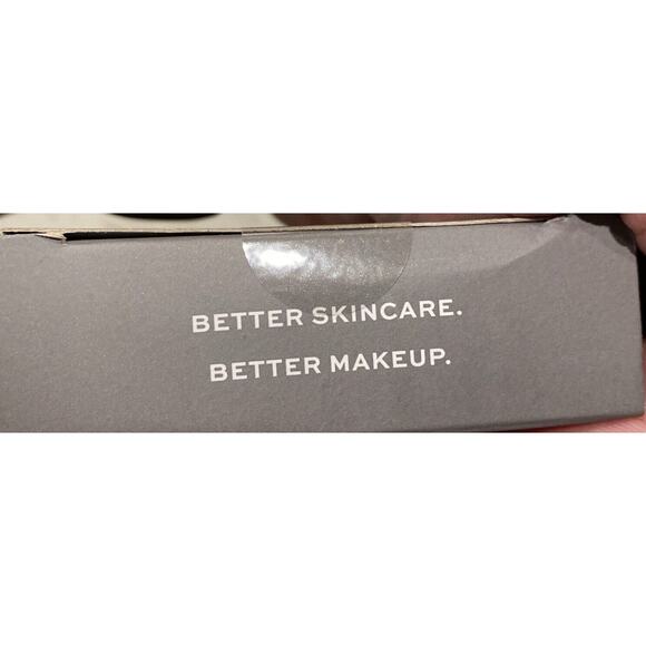 Revolution Skin Care London Charcoal Carbon 6- Nose Strips - Picture 3 of 3